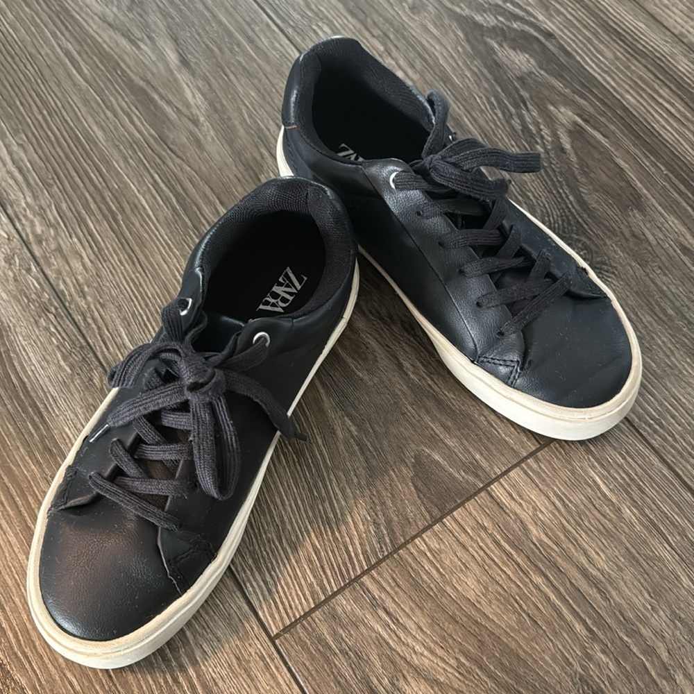 BOYS ZARA SNEAKERS